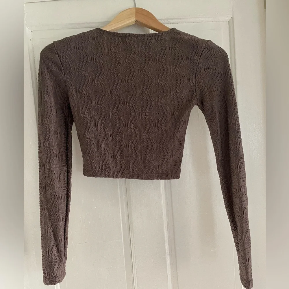 Zara Textured‎ Pointelle Brown Long Sleeve Cropped Top